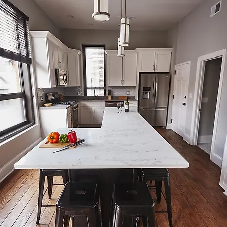 Sonder — North Wells — Stunning 3Br