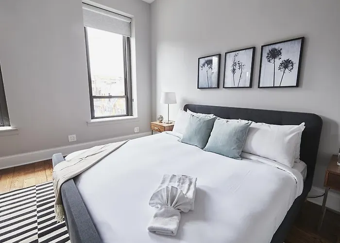 Sonder — North Wells — Stunning 3br *
